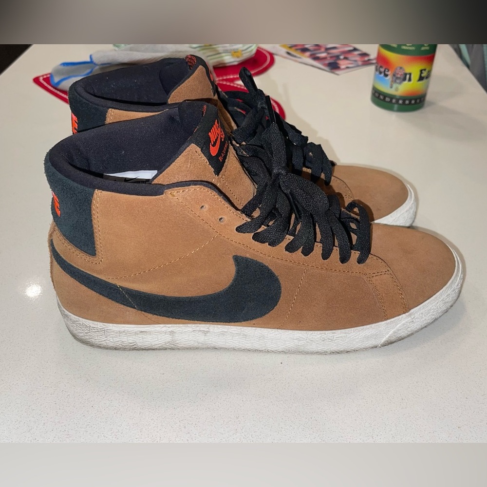 NIKE Blazer Mid “Light British Tan”